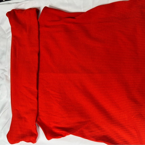 Target Red Ribbed Off-Shoulder Blouse - Picture 4 of 4